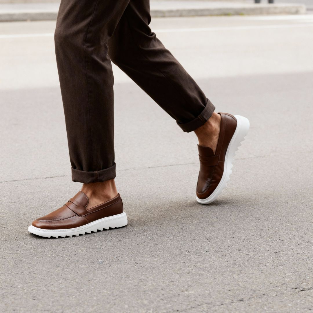 Mocassim Masculino Marrom Sola Alta Tratorado Loafer